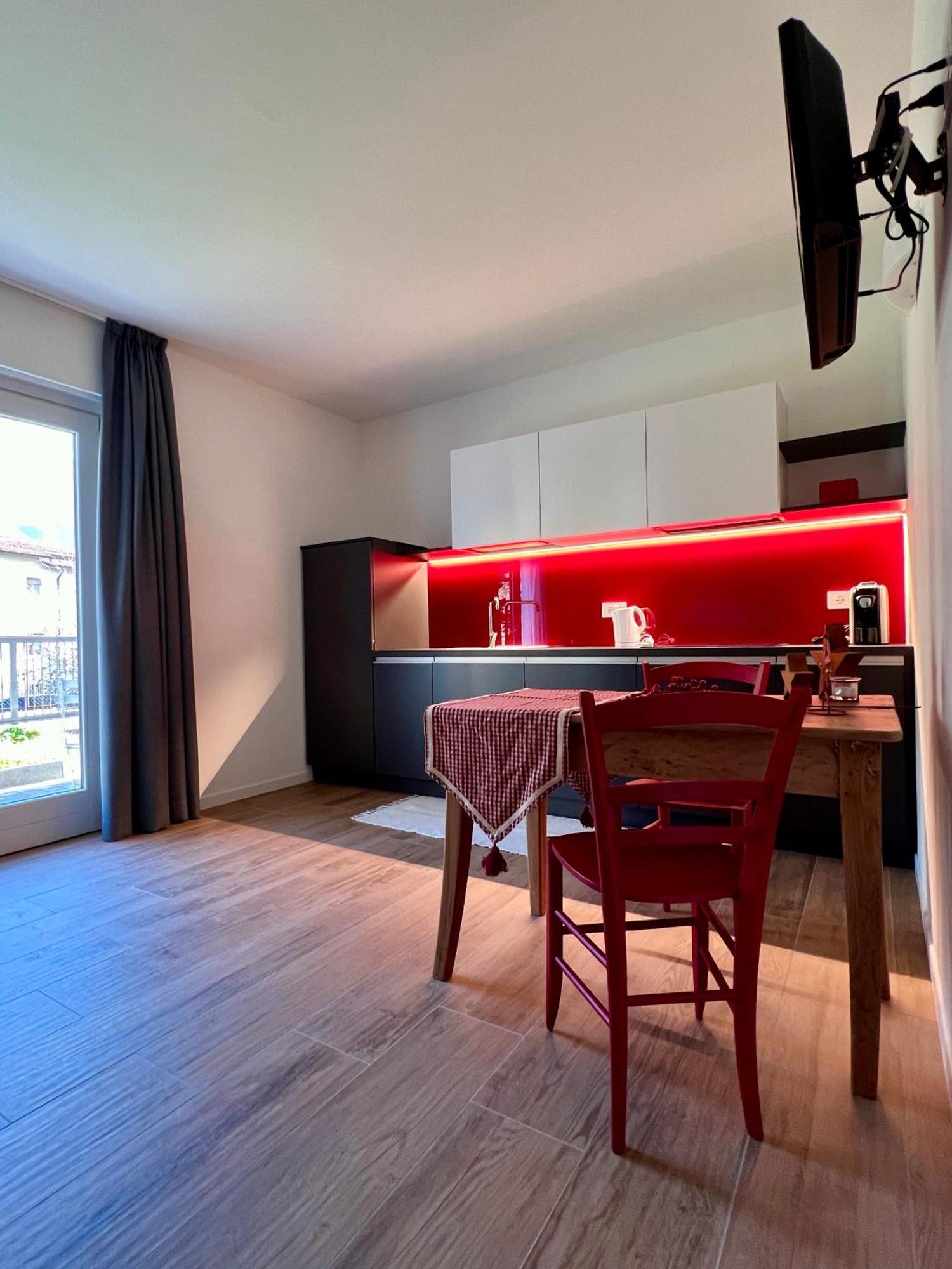 Casa Vacanze La Brenta เคียเวนนา ภายนอก รูปภาพ