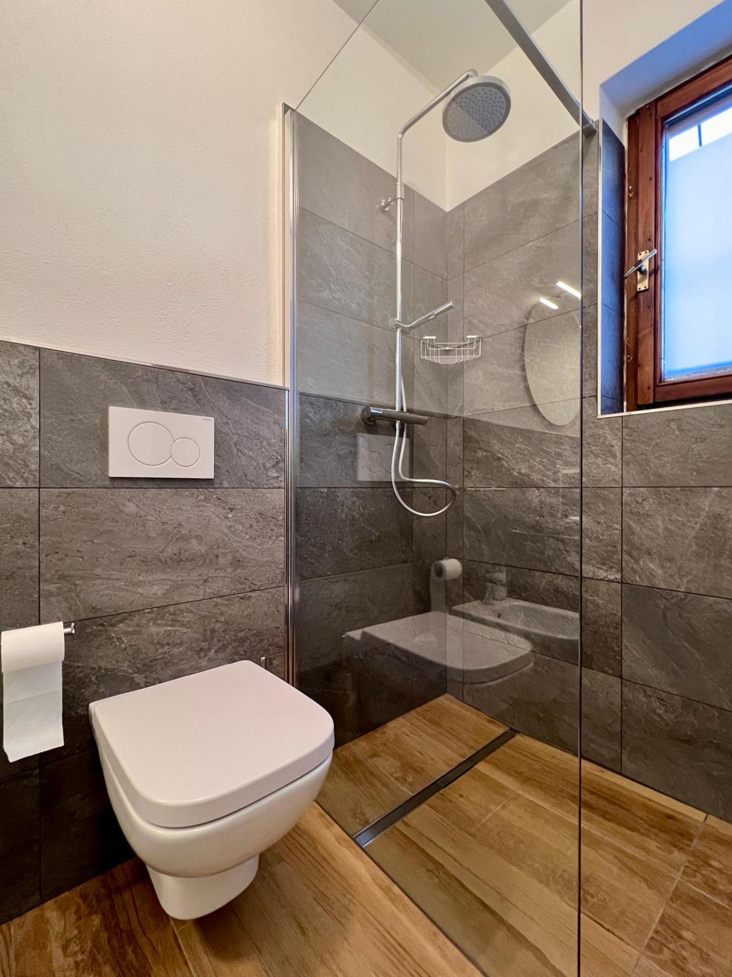 Casa Vacanze La Brenta เคียเวนนา ภายนอก รูปภาพ